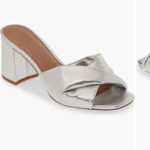 Nordstrom Rack Silver Crinkle Heeled Sandal